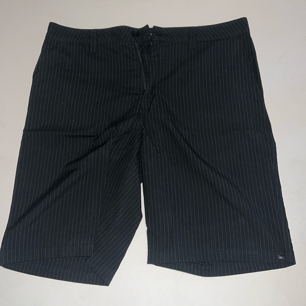 Quicksilver Shorts - Black Stripe